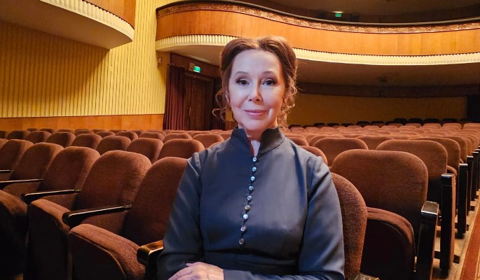 «Чтобы внукам не было противно смотреть»: 69-летняя Симонова ответила на вопрос о пластике «Чтобы внукам не было противно смотреть»: 69-летняя Симонова ответила на вопрос о пластике