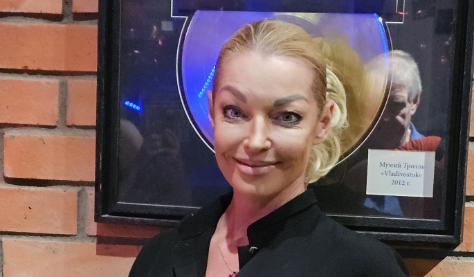 48-летняя балерина всея Руси Анастасия Волочкова объяснила причину своей худобы 48-летняя балерина всея Руси Анастасия Волочкова объяснила причину своей худобы