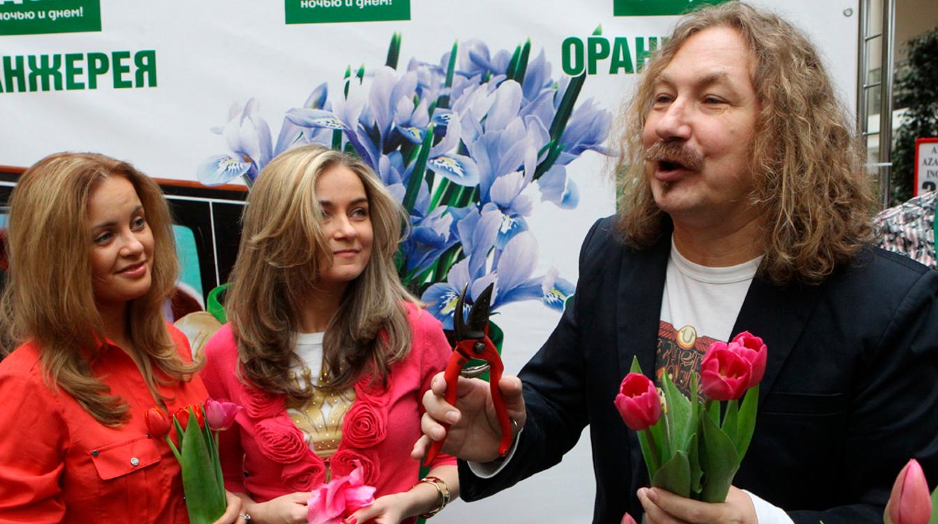 Николаев неожиданно показал «тайную» американскую дочь: ей уже под 50 Николаев неожиданно показал «тайную» американскую дочь: ей уже под 50