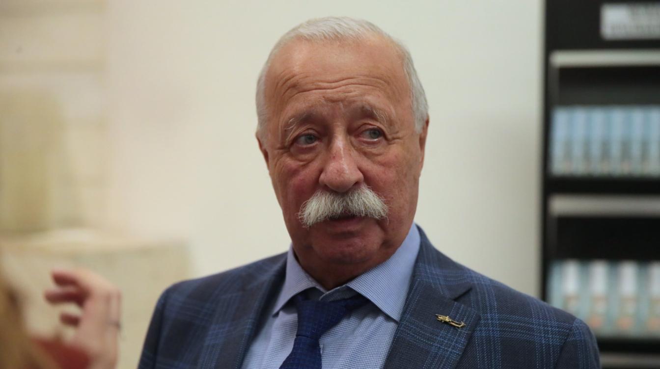 Якубович со скандалом ушел со съемок популярного шоу Якубович со скандалом ушел со съемок популярного шоу