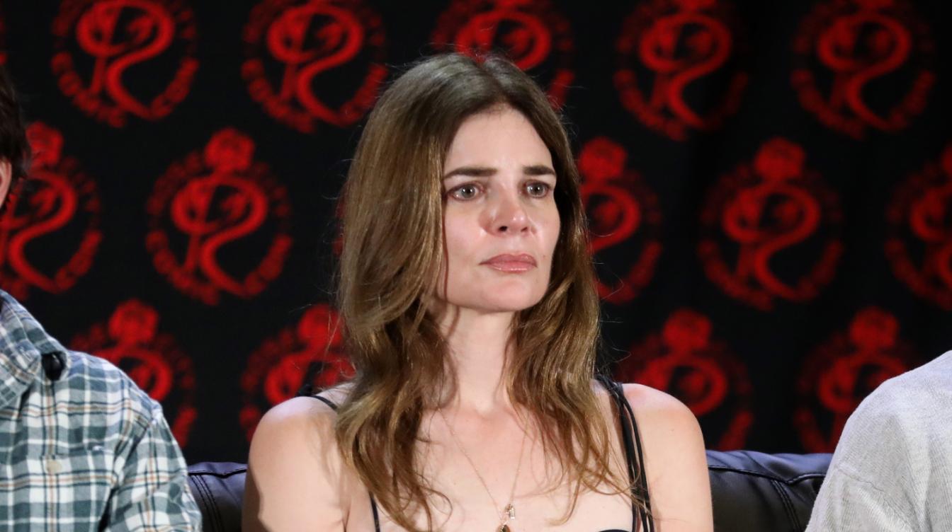 Звезда сериала «Во все тяжкие» подала на развод после 25 лет брака Звезда сериала «Во все тяжкие» подала на развод после 25 лет брака