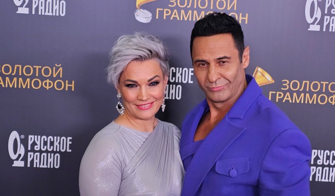 Стас Костюшкин вернулся в Россию, оставив свою семью за рубежом Стас Костюшкин вернулся в Россию, оставив свою семью за рубежом