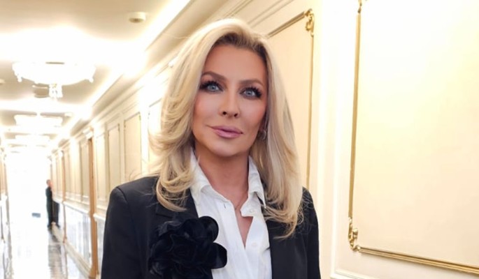 Изменившаяся донельзя 58-летняя Татьяна Овсиенко откровенно рассказала про неудачный ботокс Изменившаяся донельзя 58-летняя Татьяна Овсиенко откровенно рассказала про неудачный ботокс