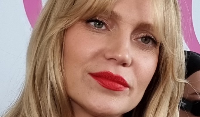 Певица Глюкоза снова попала в центр скандала Певица Глюкоза снова попала в центр скандала