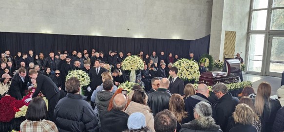 Прощайте, капитан эстрады: в гроб к Киркорову положили дорогую его сердцу вещь Прощайте, капитан эстрады: в гроб к Киркорову положили дорогую его сердцу вещь