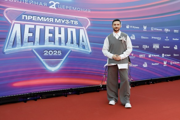 SHAMAN, Киркоров и Гагарина: самые красивые наряды и самые стильные звезды на Премии МУЗ-ТВ SHAMAN, Киркоров и Гагарина: самые красивые наряды и самые стильные звезды на Премии МУЗ-ТВ