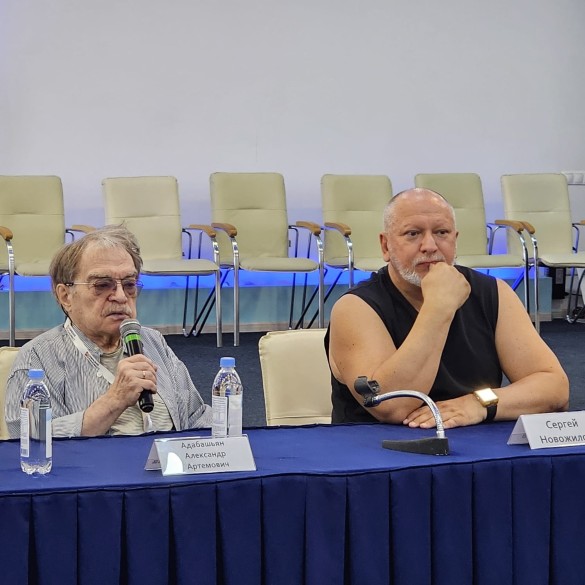 Александр Адабашьян: «Если бы мои внуки разбогатели, я бы ничего не делал!» Александр Адабашьян: «Если бы мои внуки разбогатели, я бы ничего не делал!»