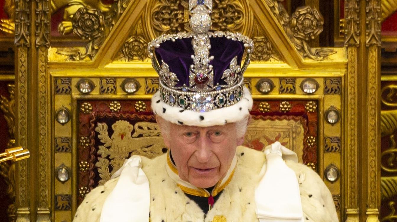 Врачи заявили о невозможности излечить Карла III от онкологии Врачи заявили о невозможности излечить Карла III от онкологии