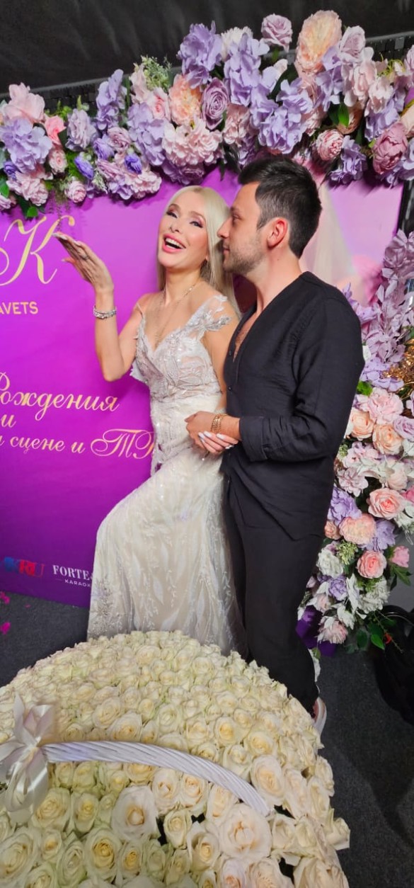«Кажется, что умираю»: врачи спасают красивого молодого друга Алены Кравец «Кажется, что умираю»: врачи спасают красивого молодого друга Алены Кравец