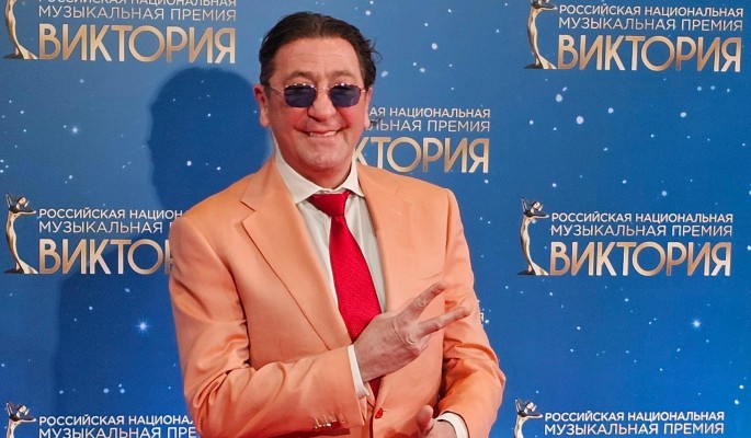 Невеста Лепса сделала противоречивое заявление в ответ на его намек о расставании Невеста Лепса сделала противоречивое заявление в ответ на его намек о расставании