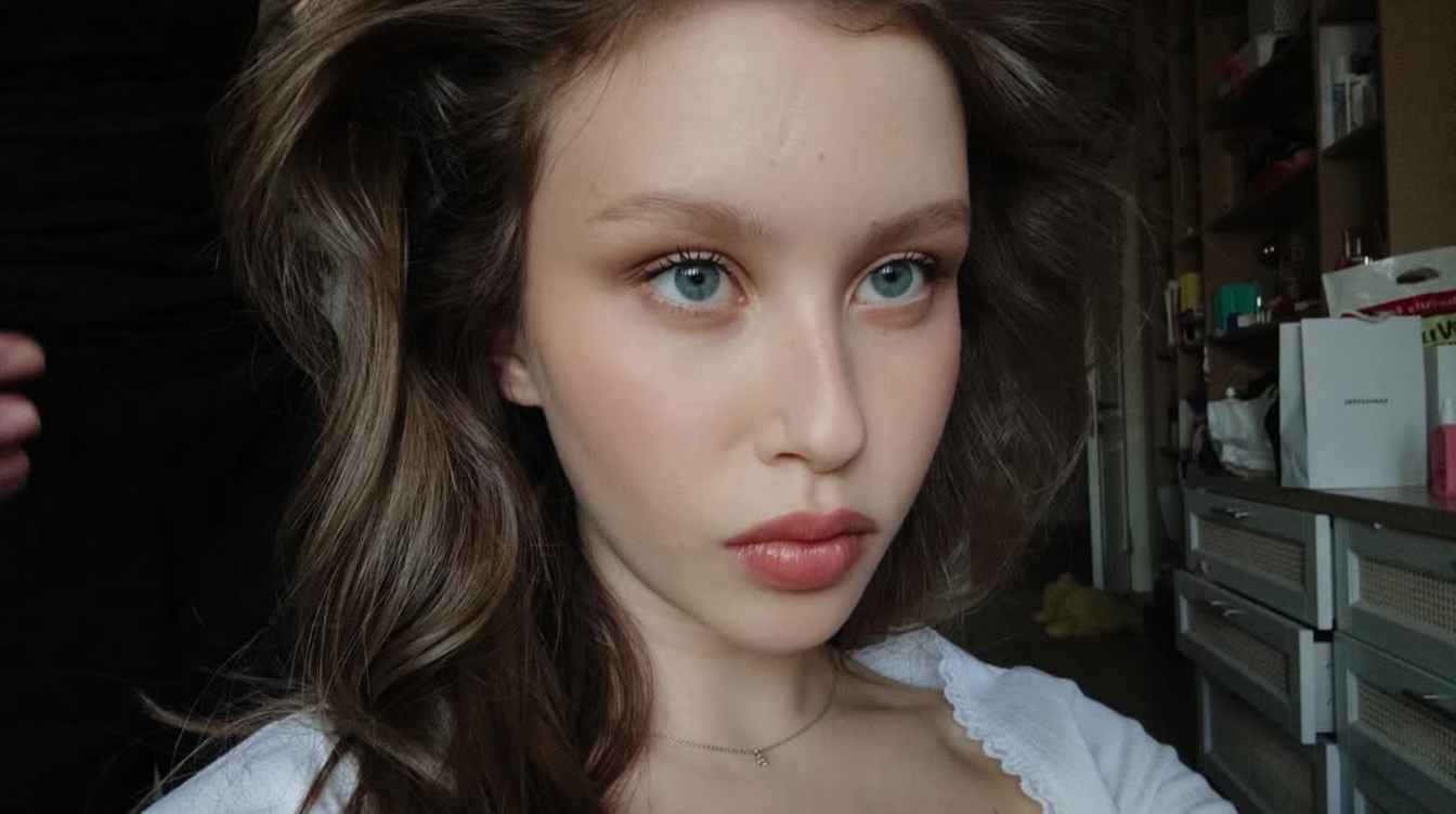16-летняя Анна Пересильд прервала молчание после новостей о ее беременности 16-летняя Анна Пересильд прервала молчание после новостей о ее беременности