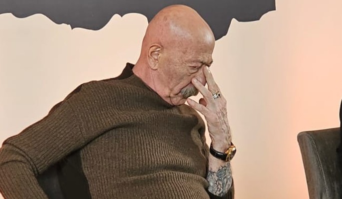Откровения Александра Розенбаума: «Решил работать до гробовой доски!» Откровения Александра Розенбаума: «Решил работать до гробовой доски!»