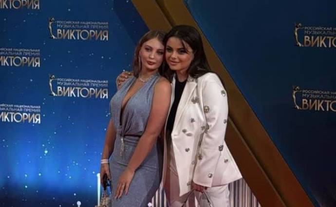 Наташа Королева лайкнула откровенные фоточки своей невестки