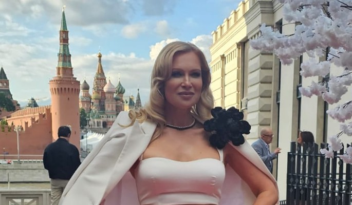 Крутой, Долина и Басков погуляли на празднике у Судзиловской в пентхаусе за полтора миллиарда Крутой, Долина и Басков погуляли на празднике у Судзиловской в пентхаусе за полтора миллиарда